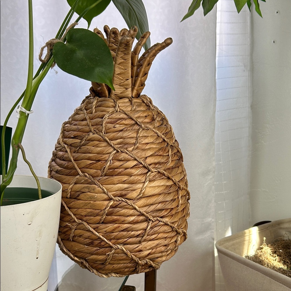Woven Pineapple Shaped Basket